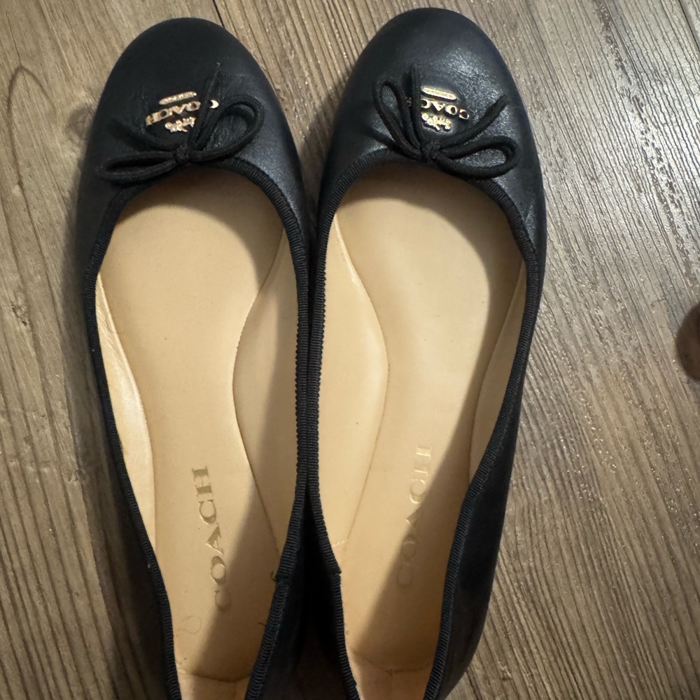 Coach Black Leather Ballet Flats size 7.5